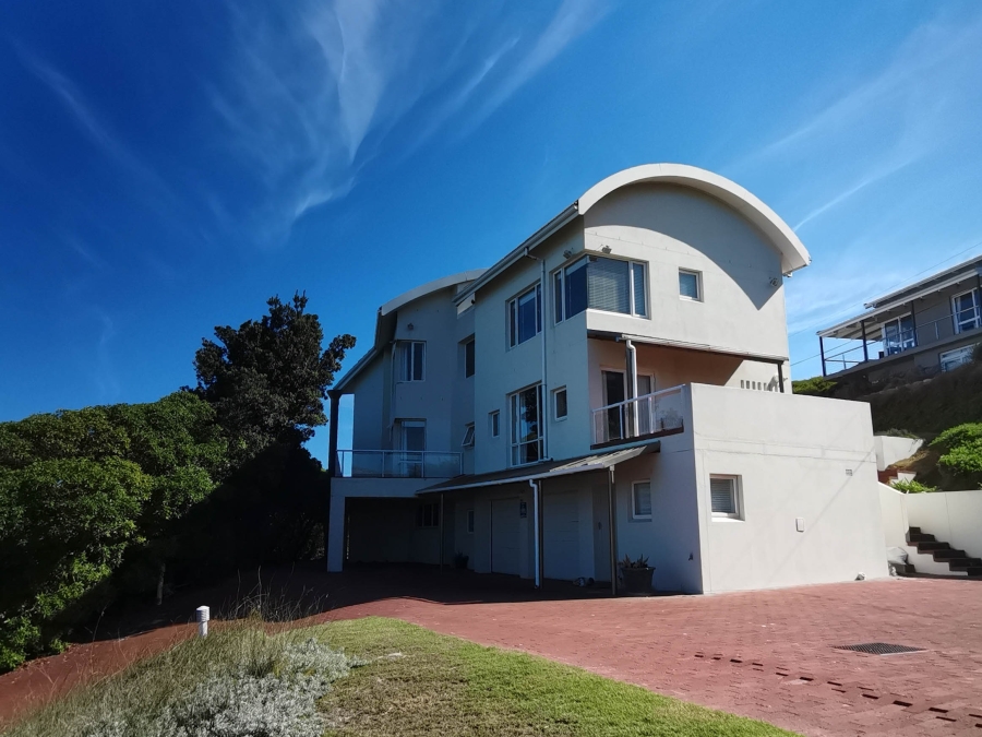 5 Bedroom Property for Sale in Vermont Western Cape